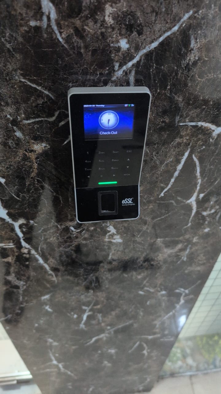 eSSL F22 Biometric Fingerprint Time Attendance Machine