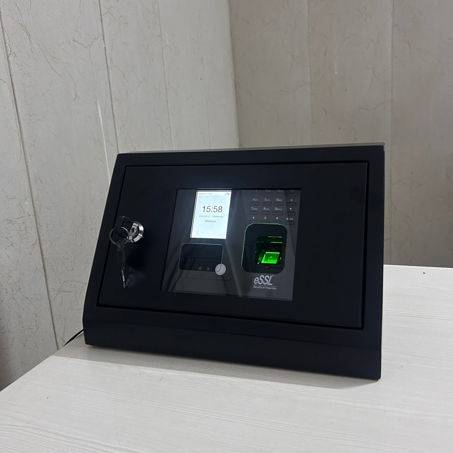 essl AIFACE-URANUS FACE Fingerprint Attendance Machine