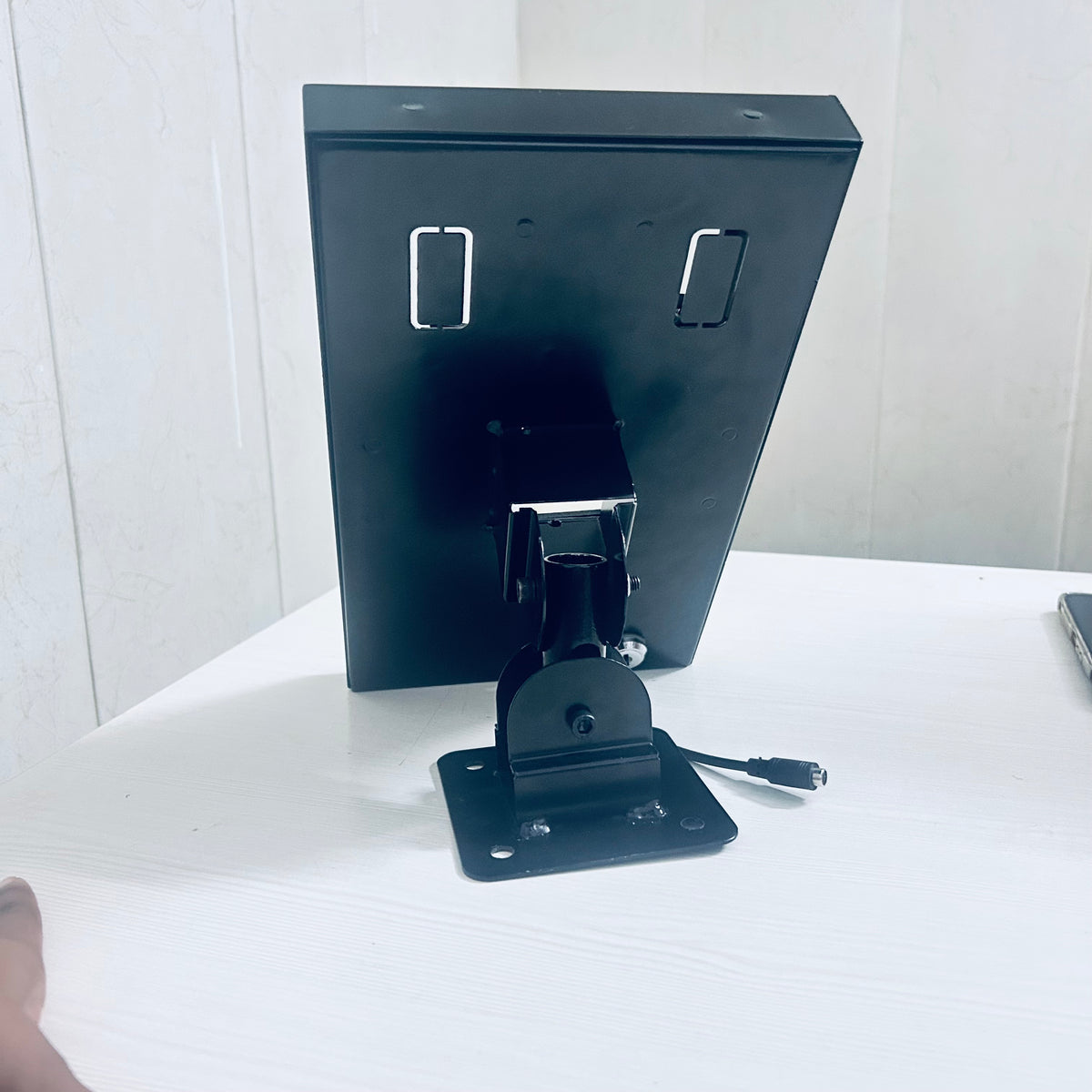 Tablet Stand Ampletrails